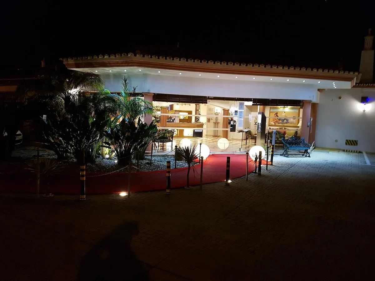 Cerro Da Marina Hotel - Adults Only البوفيرا